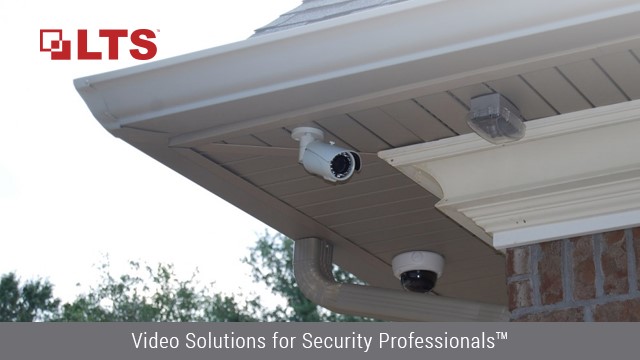 Top 10 Surveillance Videos of the Week: Trio Fails Miserably Trying to Rob House